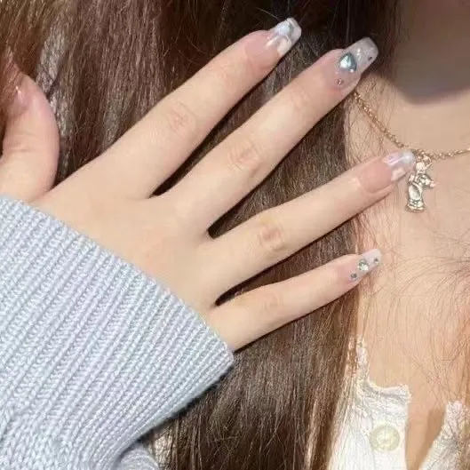Dekorativer Press-On Nagelset