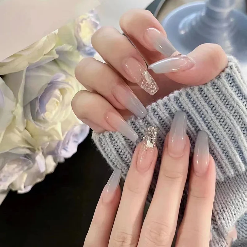 Premium Press-On Nagelset mit Glitzerakzenten