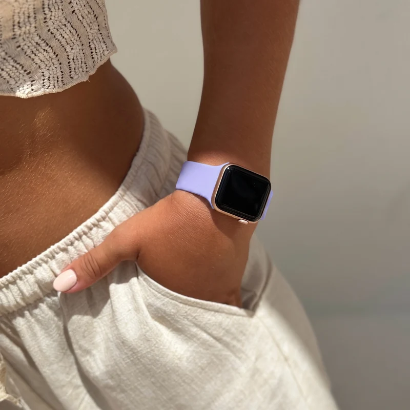 xoxo Wildhearts Apple Watch Silikonarmband (Hell Lila)