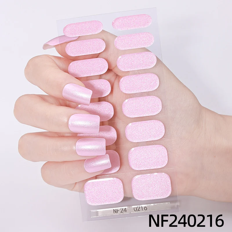 Funkelnde Gel-Nagelwickel