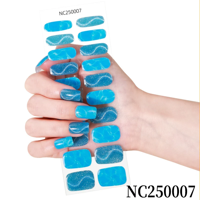 Glitter-Finish Nagel-Wickel