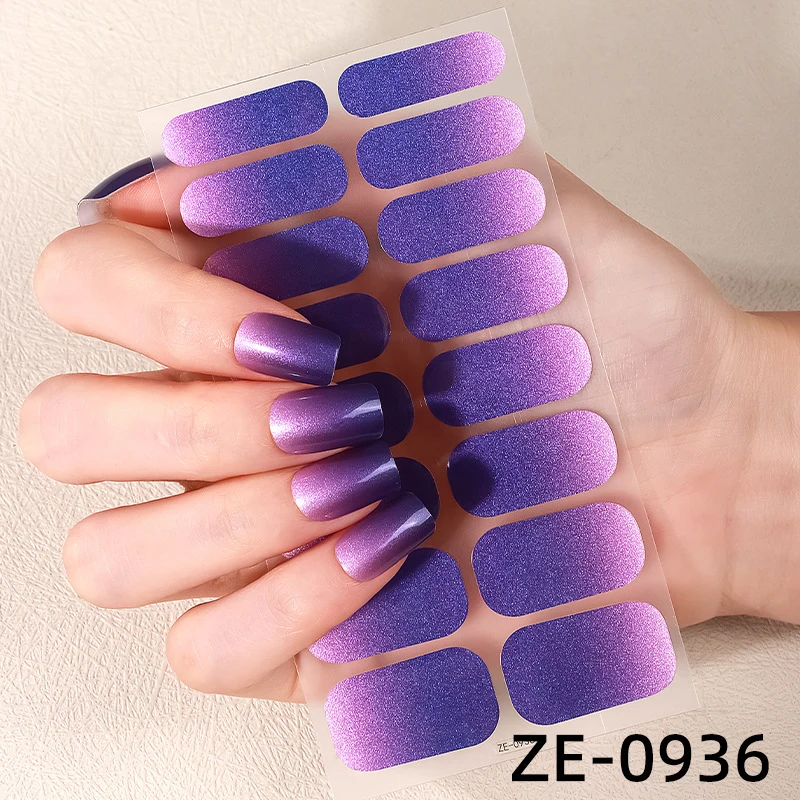 Künstlerische Press-On Nagelüberzüge