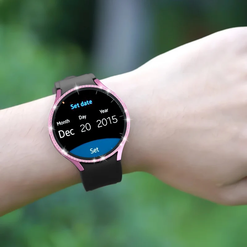 Absolut Schön Samsung Galaxy Watch 7 44mm Hülle mit Displayschutz in Glas und Strass