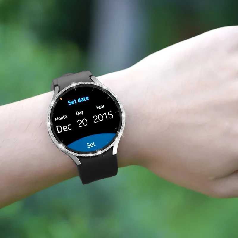 Absolut Schön Samsung Galaxy Watch 7 44mm Hülle mit Displayschutz in Glas und Strass