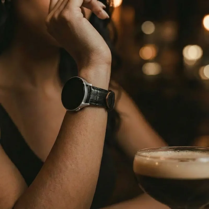 OnePlus Watch 4 - 47mm Gebürstetes Lederarmband Krokodilprägung (Schwarz)