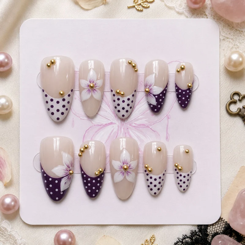 Künstlerisches Press-On Nagelset