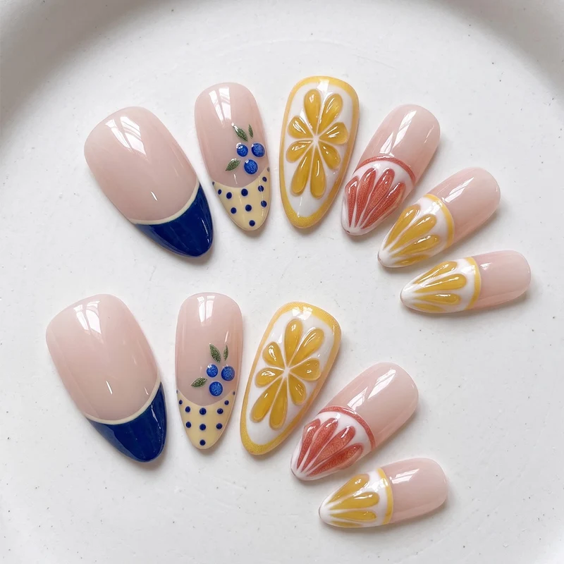 Künstlerisches Nagelkunstset