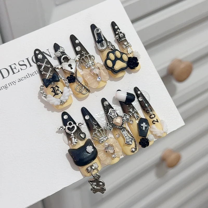 Dekoratives thematisches Nageldesign-Set