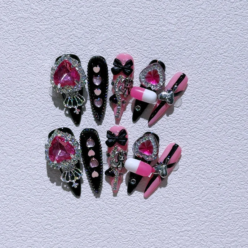 Glamouröse Nagelkunst Verlängerungen
