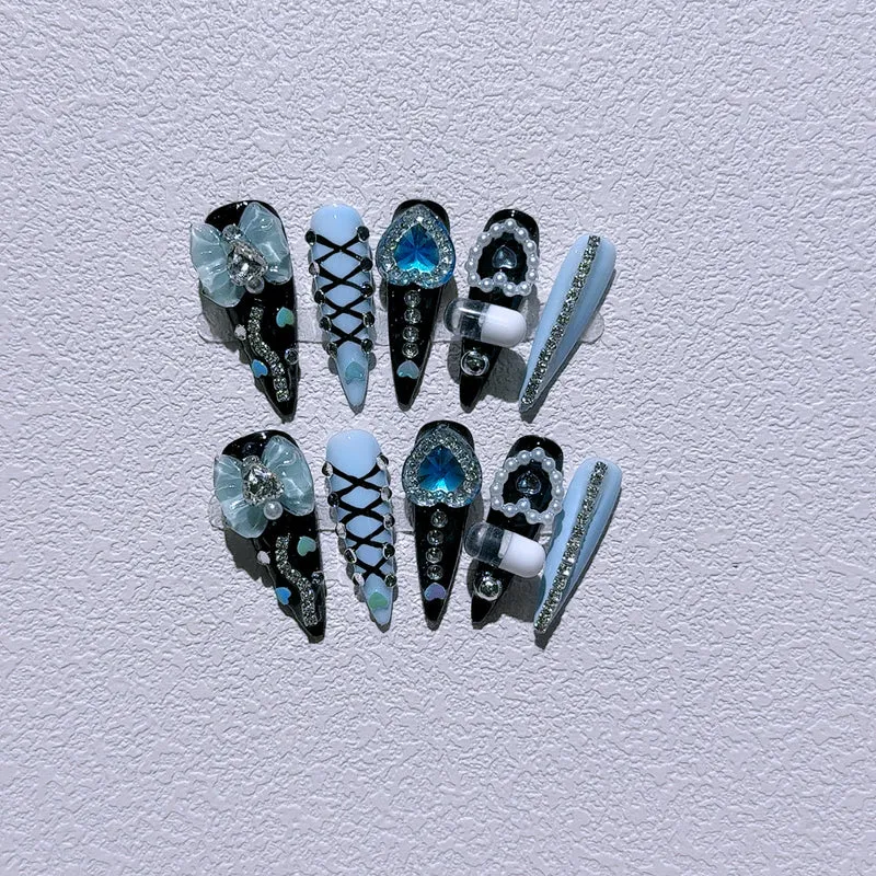 Glamouröse Nagelkunst Verlängerungen