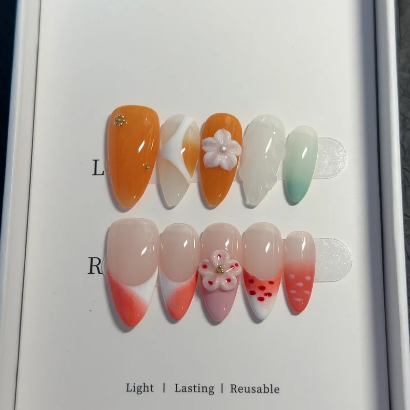 Floral Design Press-On Nail Set