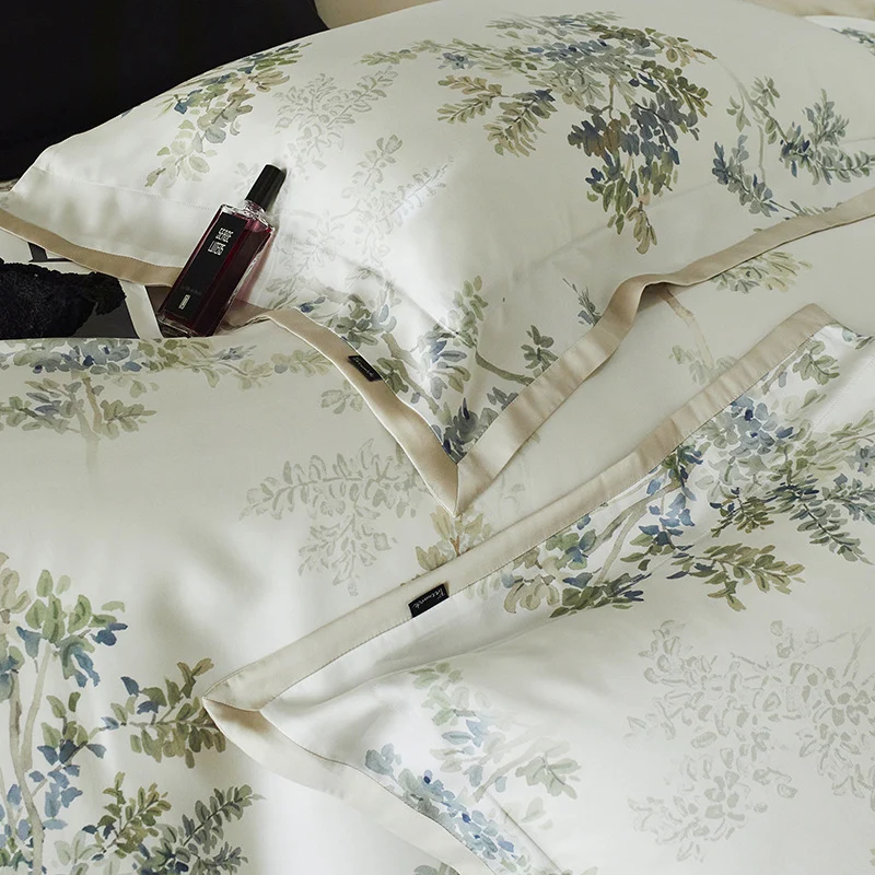 Luxuriöses Baumwollsatin-Bettwäsche-Set mit feinem botanischem Zweigmuster und seidig-weichem Griff