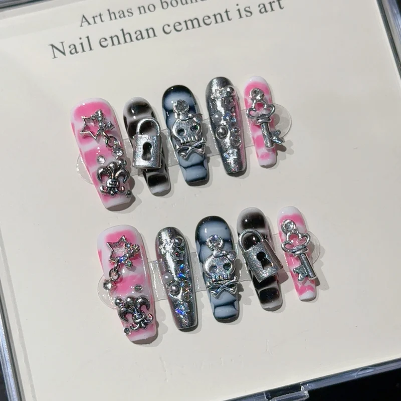Künstlerische Press-On Nagelspitzen
