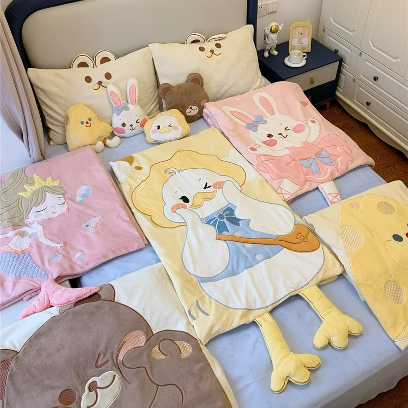 Kinder-Bettwäschegarnitur mit applizierter Ballerina‑Häsin, weicher Microfaser und Zierkissen