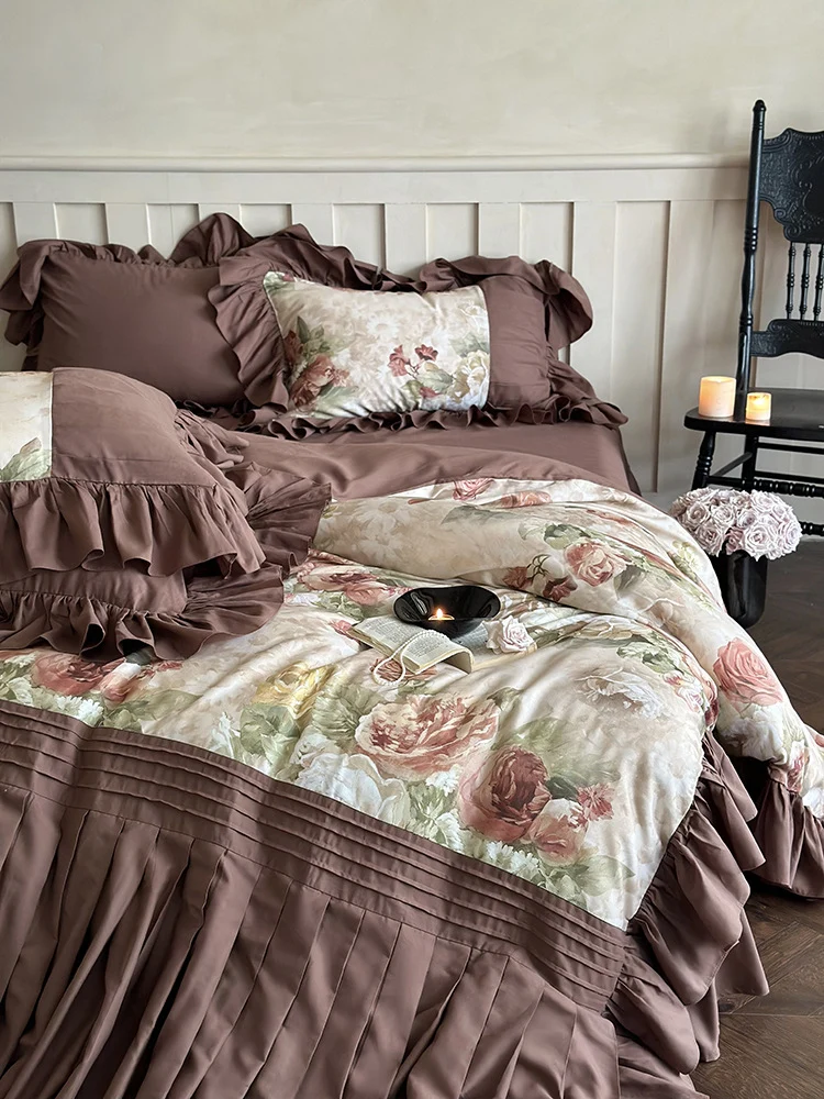 Luxuriöses Bettwäsche-Set aus Baumwollsatin mit Rüschen und Vintage-Rosenmuster