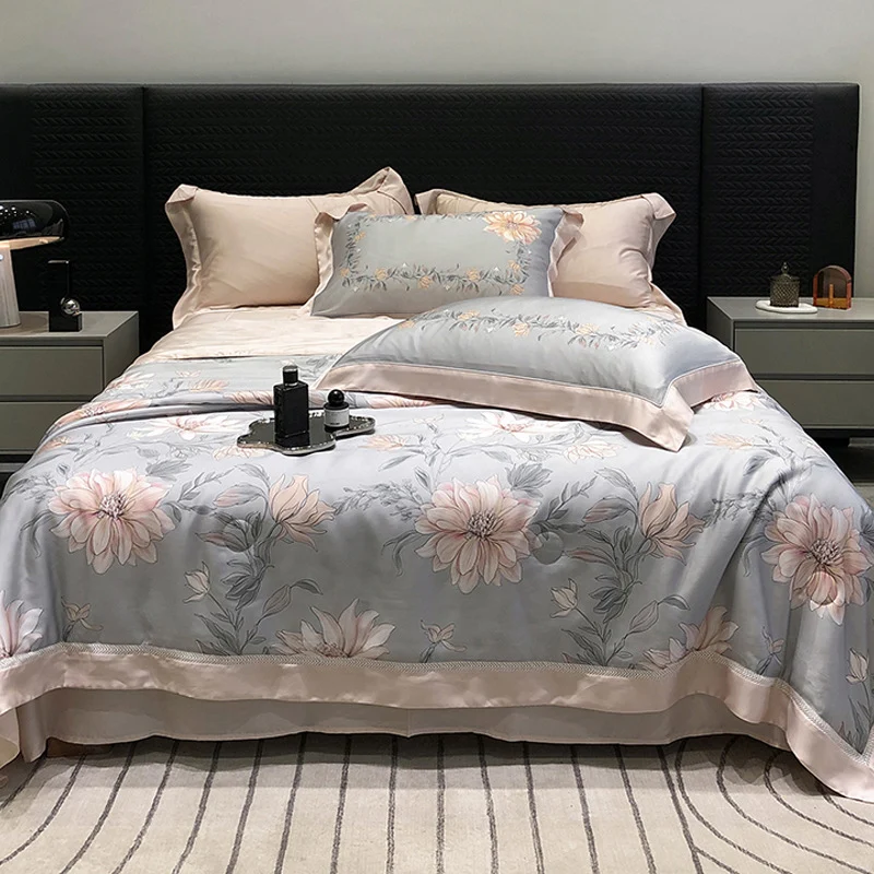 Luxuriöses Baumwollsatin-Bettwäsche-Set mit floralem Aquarellprint und feiner Satinkante
