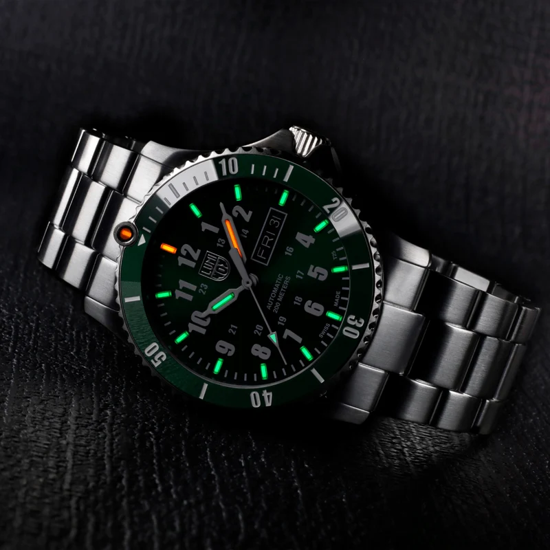 Luminox Sport Timer XS.0937 Herrenuhr • Schweizer Automatik • 25 Jahre Leuchtkraft
