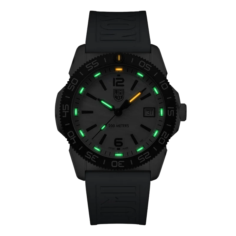 Luminox Pacific Diver XS.3124M Herrenuhr • LLT Leuchtsystem • 200m Wasserdicht