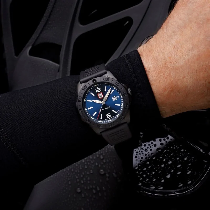 Luminox Pacific Diver XS.3123.B Herrenuhr • LLT Leuchtsystem • 200m Wasserdicht