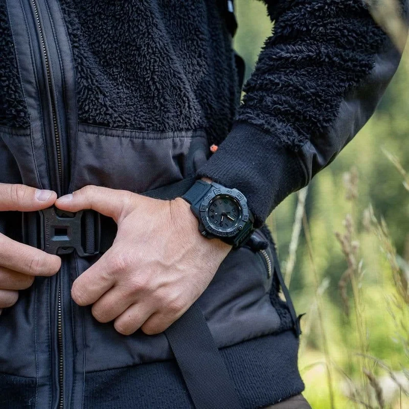 Luminox Navy SEAL XS.3501.BO.F Herrenuhr • Carbonox™ Gehäuse • LLT Beleuchtung