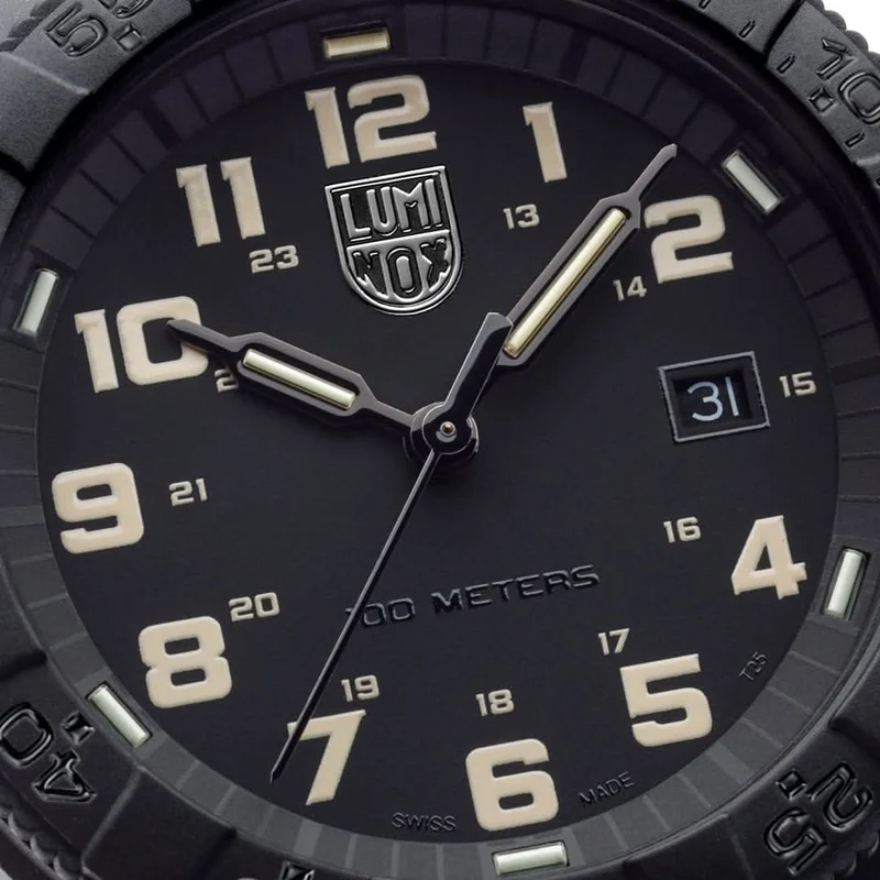 Luminox Leatherback Sea Turtle Giant XS.0330 Herrenuhr • Carbonox™ Gehäuse • LLT Leuchtsystem