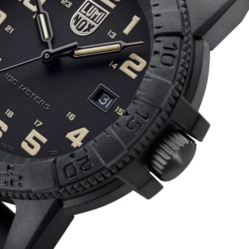 Luminox Leatherback Sea Turtle Giant XS.0330 Herrenuhr • Carbonox™ Gehäuse • LLT Leuchtsystem