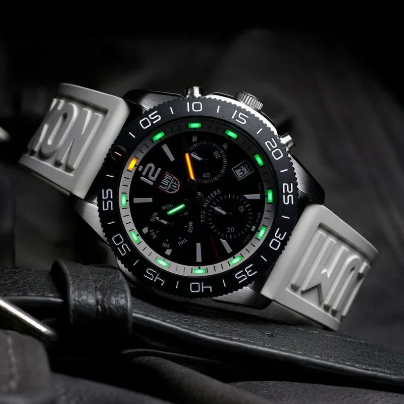 Luminox Pacific Diver XS.3141 Herrenuhr • LLT • 200m