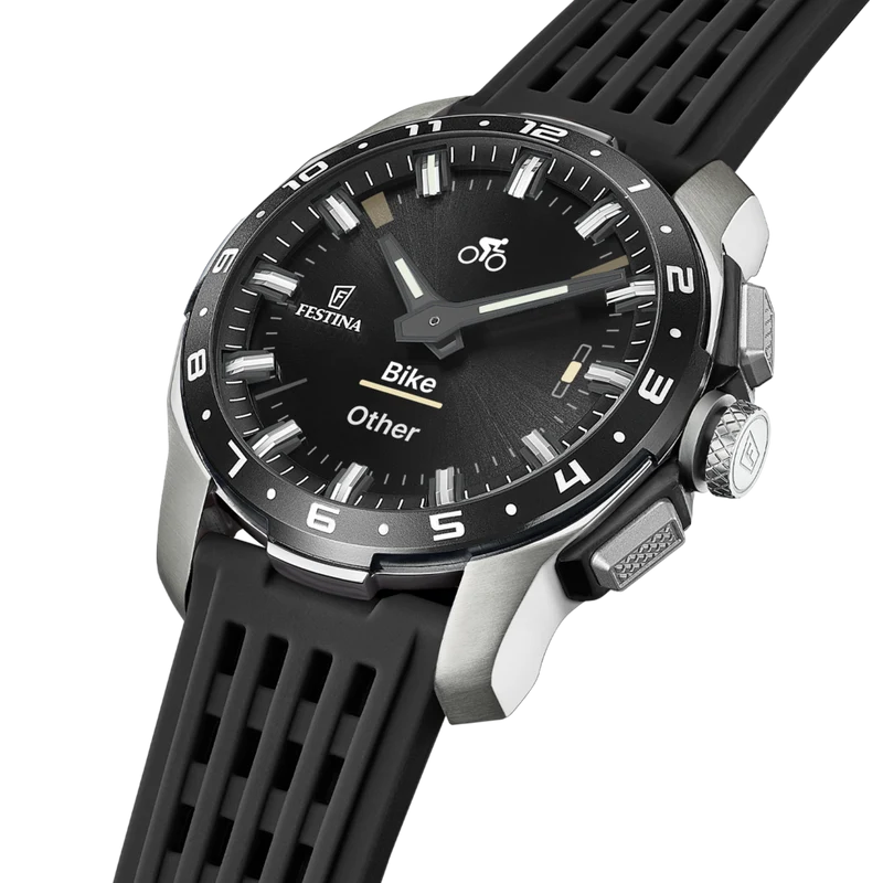 Festina Connected Full D F23305/8 Herrenuhr • Titan • Saphir