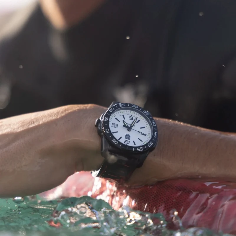 Luminox Pacific Diver XS.3127M Uhr • Swiss Made • LLT System