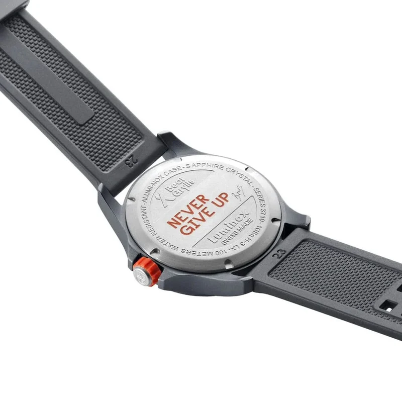 Luminox Bear Grylls SEA XB.3716 Herrenuhr • Carbonox • LLT
