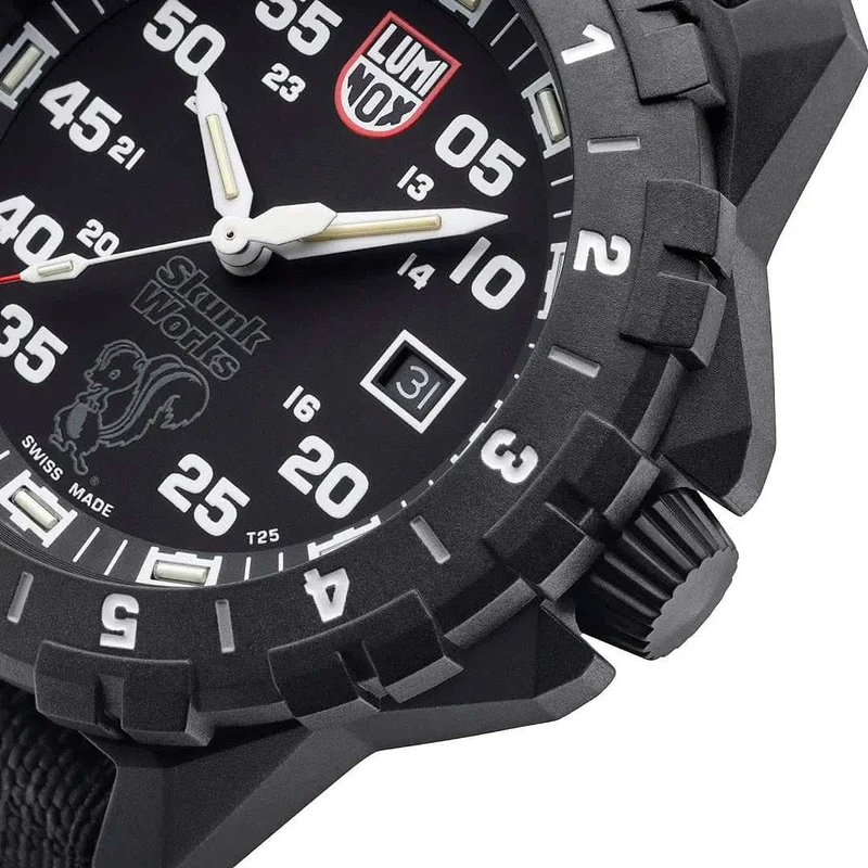 Luminox F-117 Nighthawk XA.6442.H Herrenuhr • Carbonox+ • LLT-System