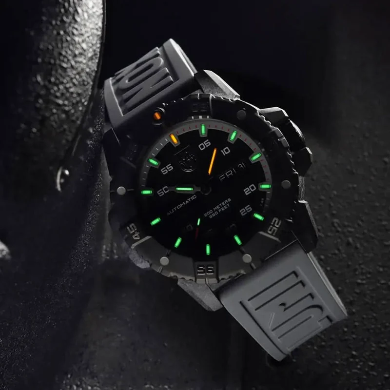 Luminox Master Carbon SEAL XS.3862 Herrenuhr • LLT Leuchtsystem • CARBONOX+