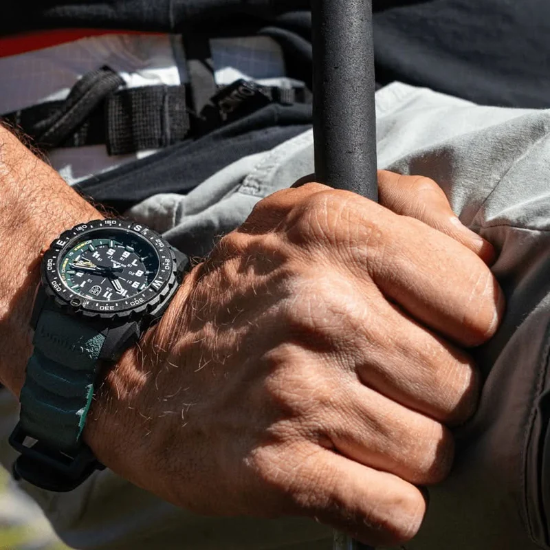 Luminox Bear Grylls Survival XB.3735 Herrenuhr • Carbonox™ • LLT Leuchtsystem