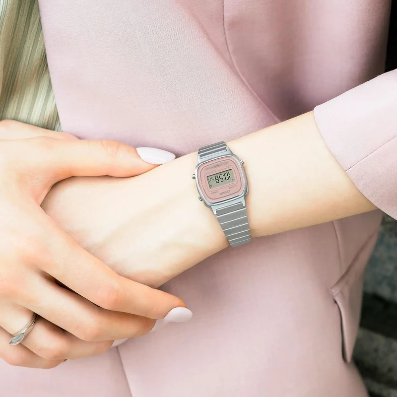 Casio Vintage LA670WEA-8AEF Damenuhr • Kultiges Retro-Design • 7 Preset Timer