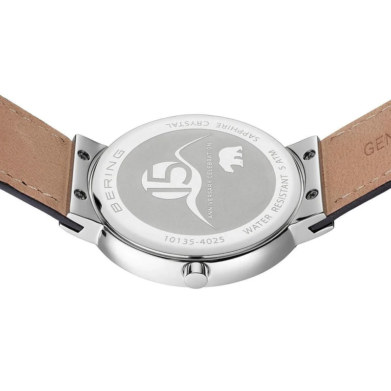 Bering Classic 10135-4025 Damenuhr • Kratzfestes Saphirglas • Feines Milanaise-Armband