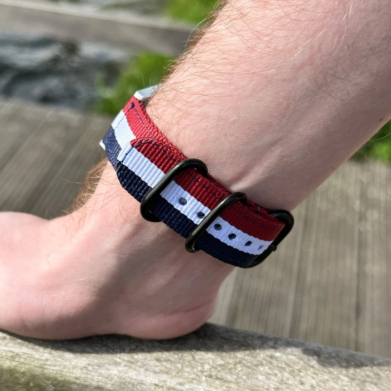 Suunto Core 2 Schnallen-Nylonarmband (Dreifarbig)