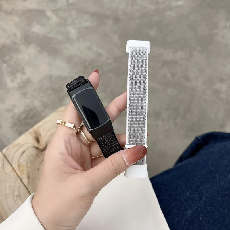 Fitbit Charge 5 / Fitbit Charge 6 Nylon Universel Strap