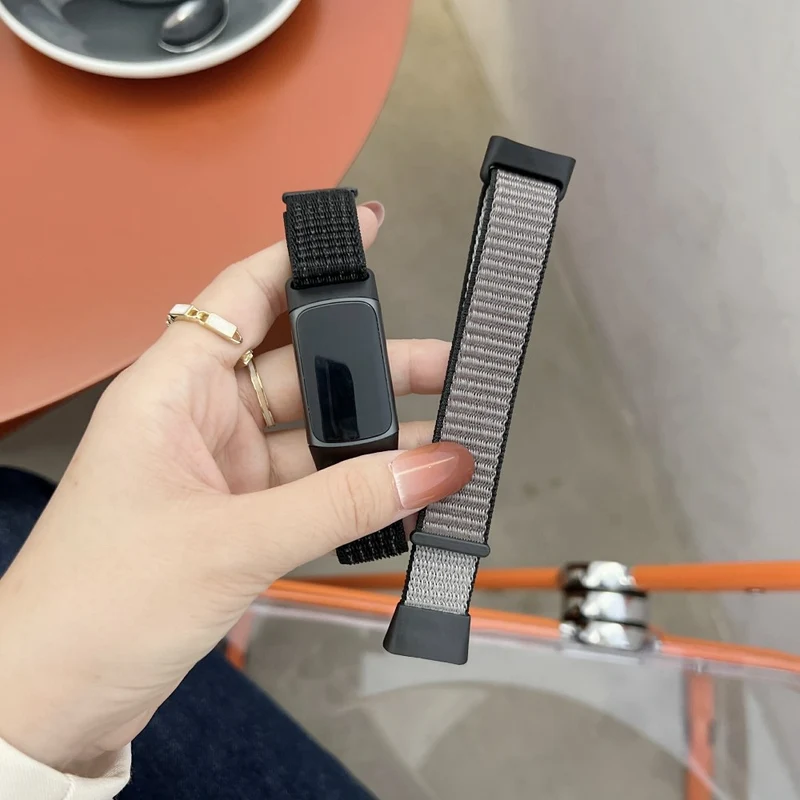 Fitbit Charge 5 / Fitbit Charge 6 Nylon Universel Strap