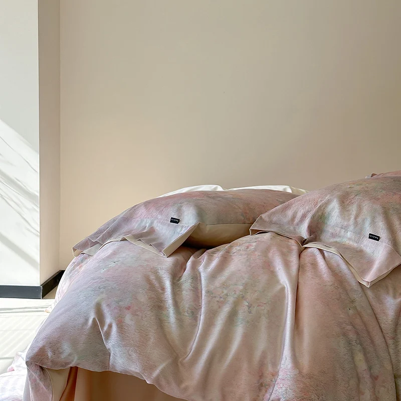 Luxuriöses Bettwäsche-Set aus Satin mit Aquarell-Blütenmuster