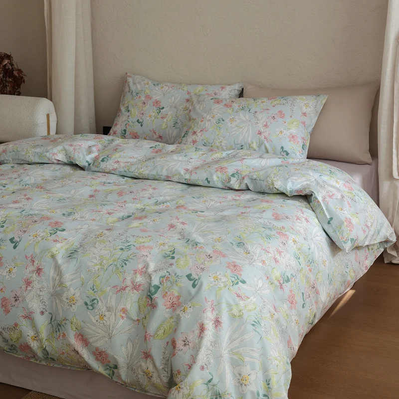 Baumwollsatin-Bettwäschegarnitur mit feinem Aquarell-Blumenmuster und weichem Griff