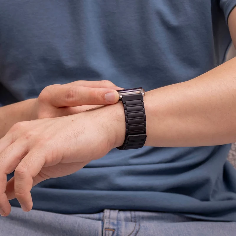 Samsung Galaxy Watch 9 - 40mm Magnetisches Silikonarmband (Schwarz)