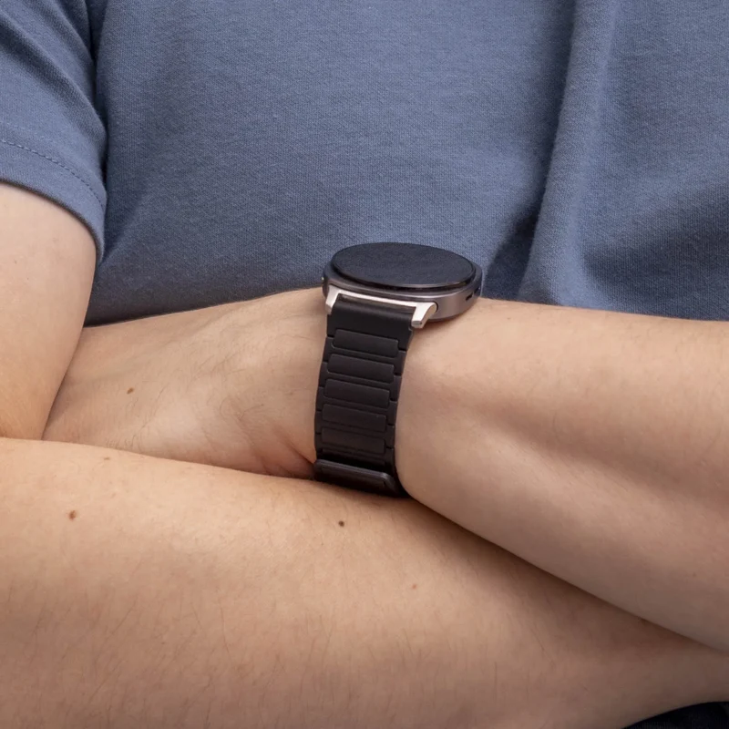 Samsung Galaxy Watch 9 - 40mm Magnetisches Silikonarmband (Schwarz)