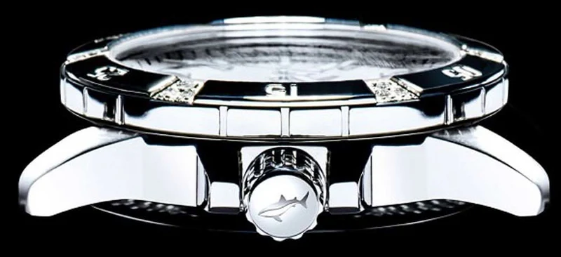 Chris Benz Diamond Diver CB-DD200-S-MBO Damenuhr • 19 Diamanten • Saphirglas