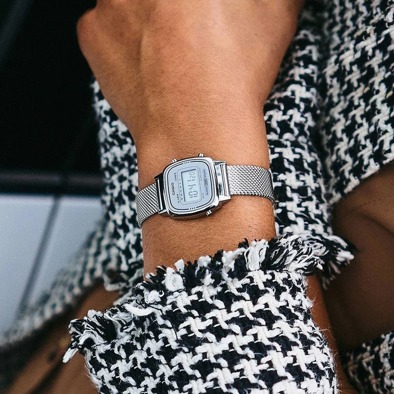 Casio Vintage LA670WEM-7EF Damenuhr • Kultiges Retro-Design • Nützliche Stoppuhr