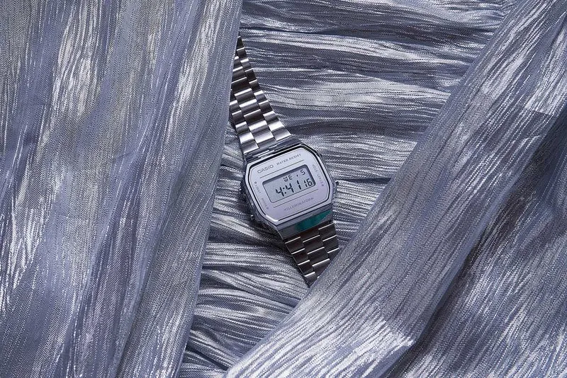Casio Vintage A168WEM-7EF Uhr • Kultiges Retro-Design • Inkl. Stoppfunktion