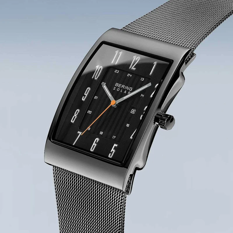 Bering Solar 16433-377 Herrenuhr • Saphirglas • Solarantrieb