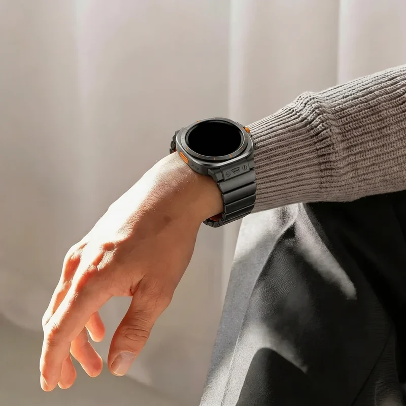 Bandz Samsung Galaxy Watch Ultra 2 Titanarmband 'Hybrid' (Schwarz)
