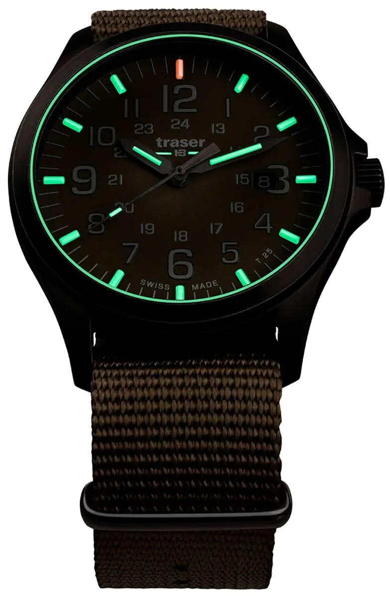 Traser P67 Officer Pro 108631 Uhr • Trigalight • Saphirglas