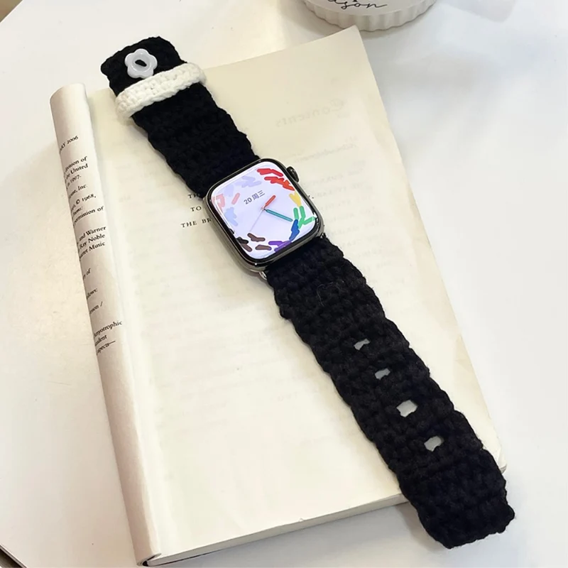 Apple Watch Series 49mm - 45mm - 44mm - 42mm Universal Knitting Bracelet Strap - Beige