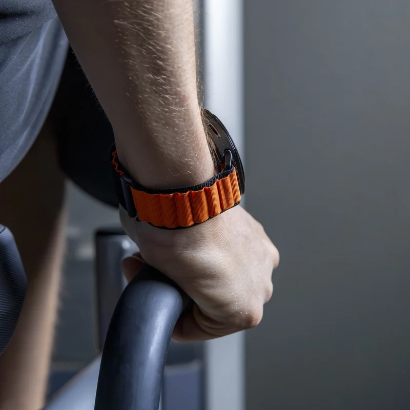 Samsung Galaxy Watch Ultra 2 Alpine Nylon Armband (Schwarz/Orange)